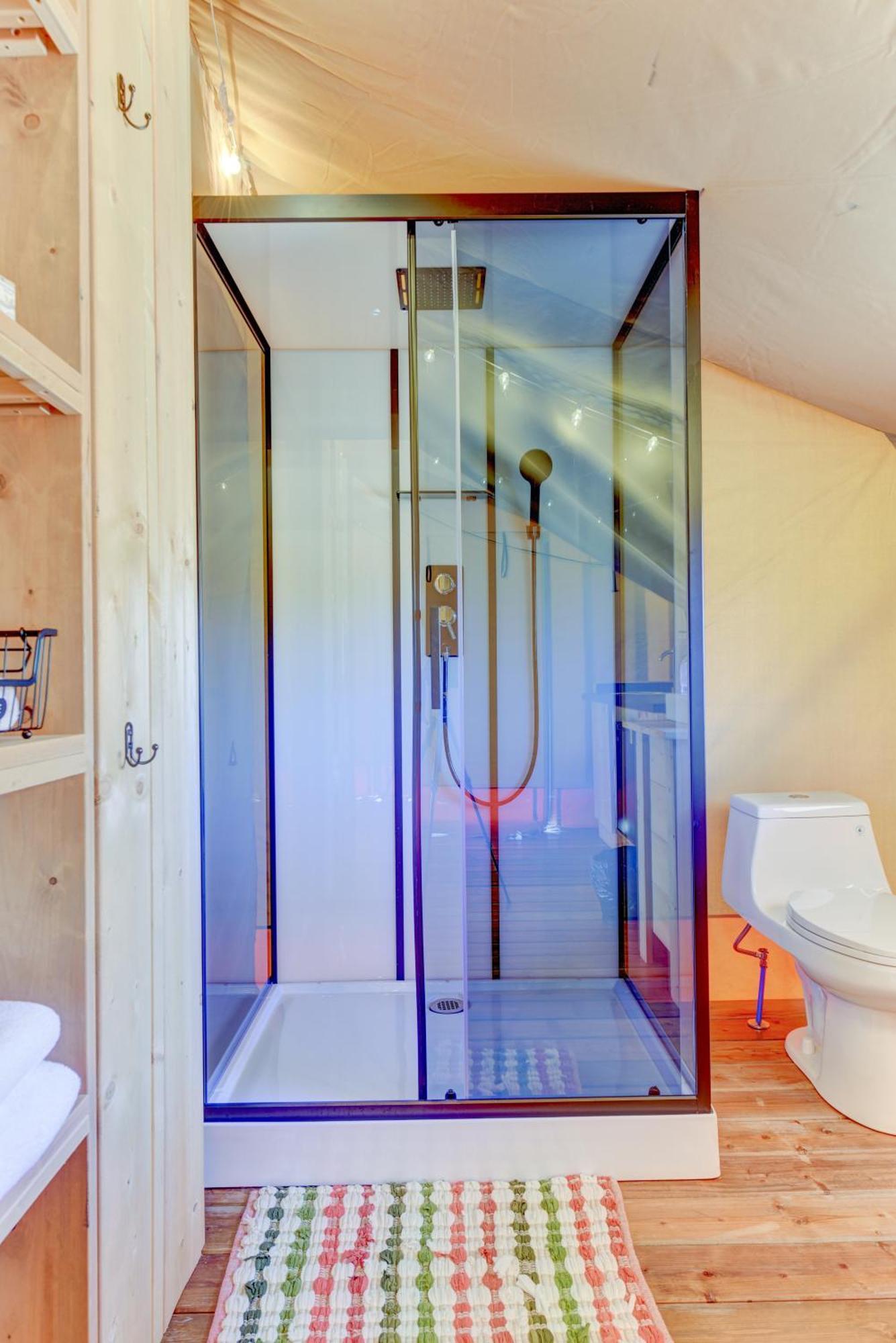 12 Fires Luxury Glamping With Heating #2 호텔 존슨 시티 외부 사진