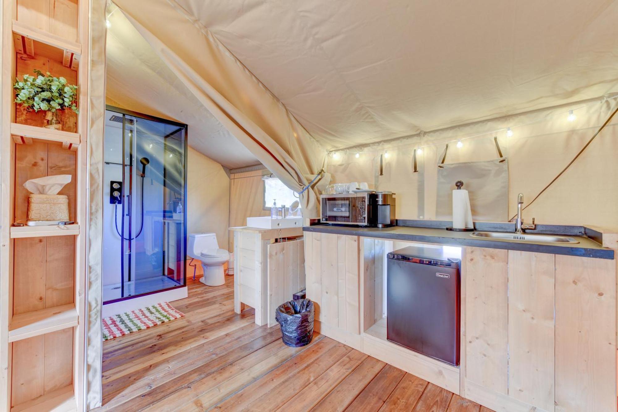 12 Fires Luxury Glamping With Heating #2 호텔 존슨 시티 외부 사진